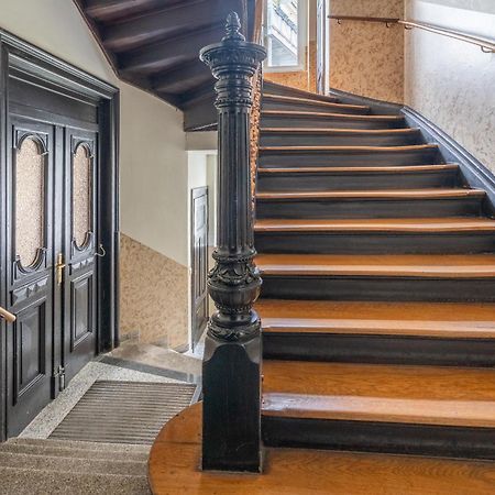 Gemuetliche Dachgeschosswohnung -Waldstrassenviertel Leipzig Luaran gambar