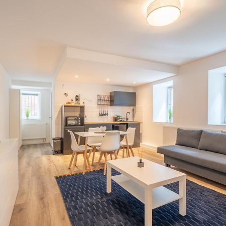 Gemuetliche Dachgeschosswohnung -Waldstrassenviertel Leipzig Luaran gambar