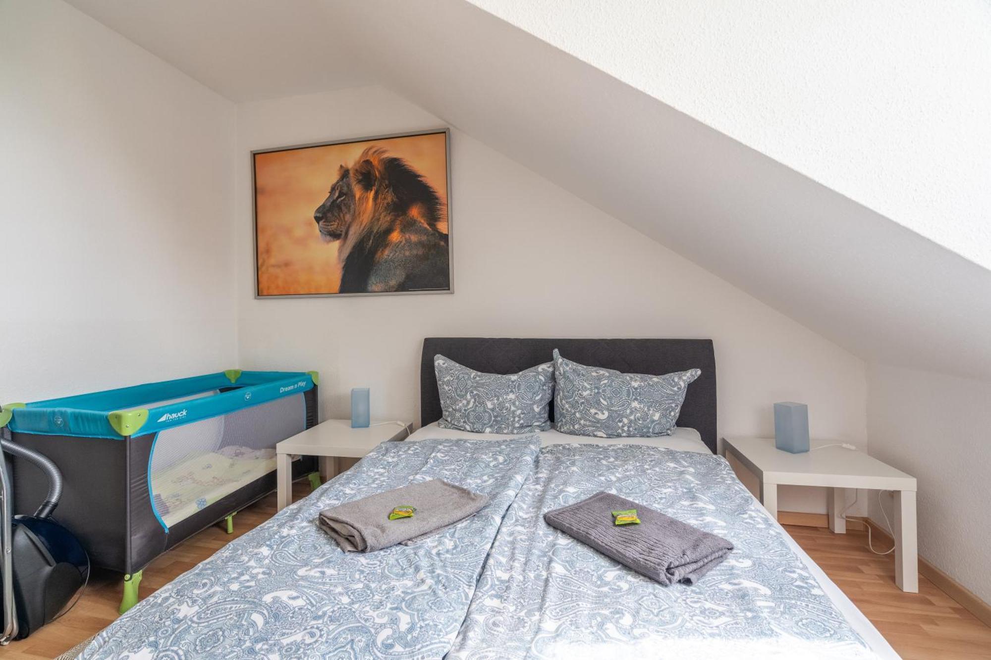 Gemuetliche Dachgeschosswohnung -Waldstrassenviertel Leipzig Luaran gambar